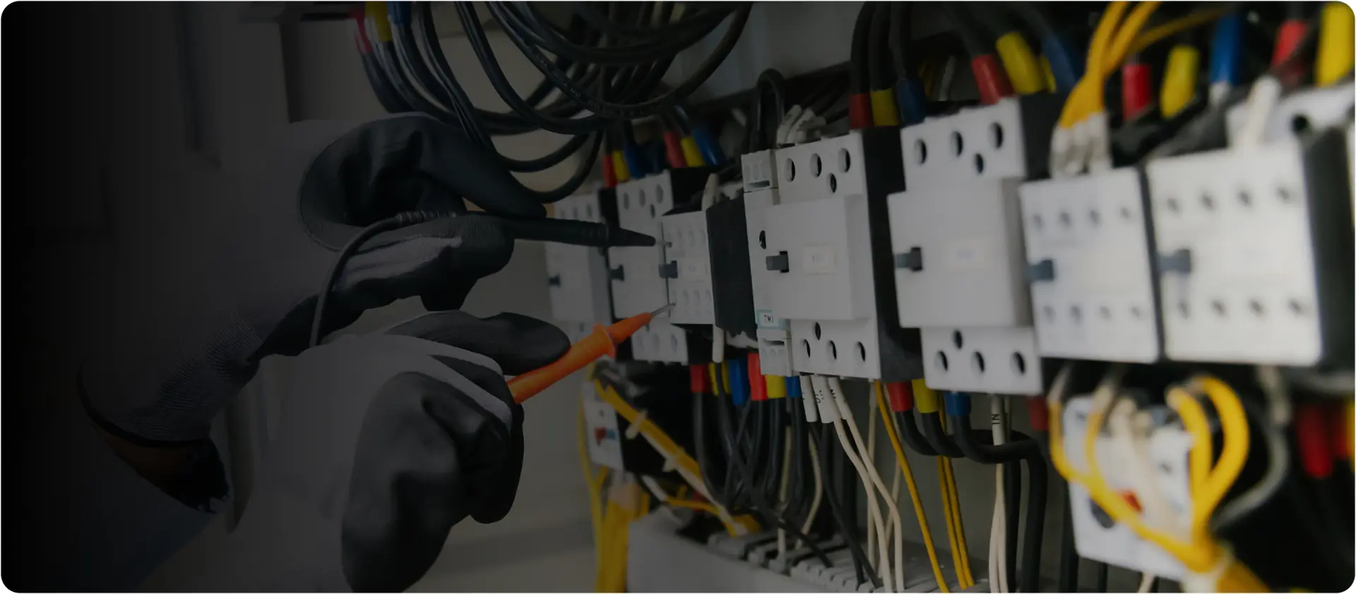 Sluzba elektroinstalace hestima